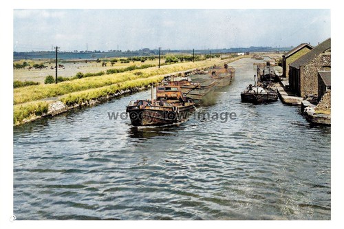 Ptc8112 yorks canal barge - yorks',